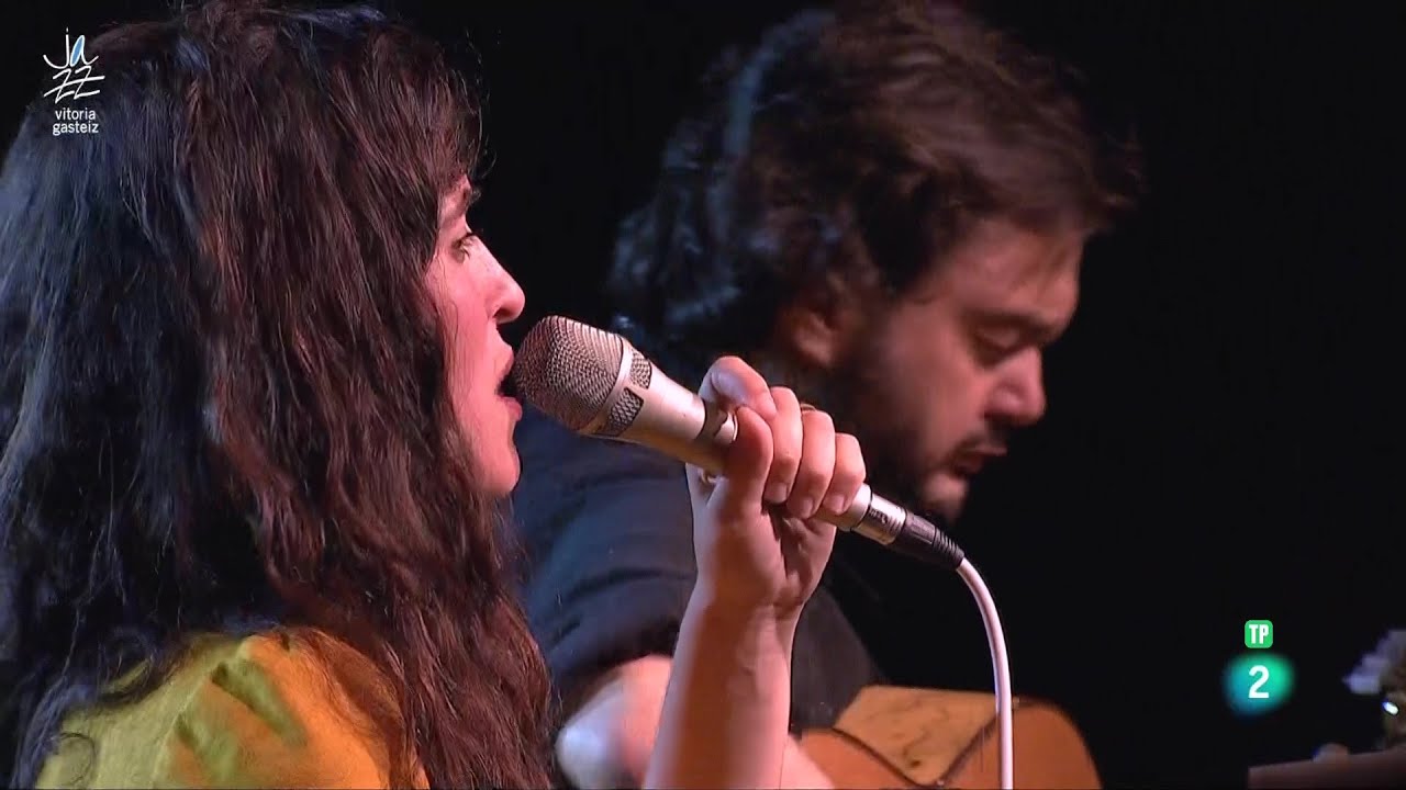 Silvia Perez Cruz - Carinhoso (08.07.2023)