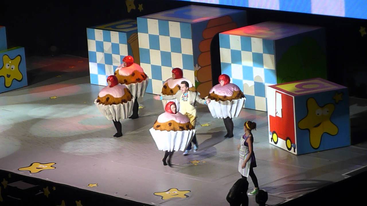 Cbeebies Live - Nottingham - 14th April 2012 - 5 Currant Buns