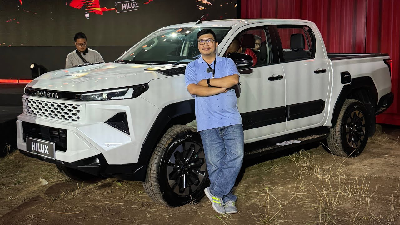 Toyota Hilux 2026: Khám phá nhanh bản full option giá 903 triệu đồng tại Việt Nam