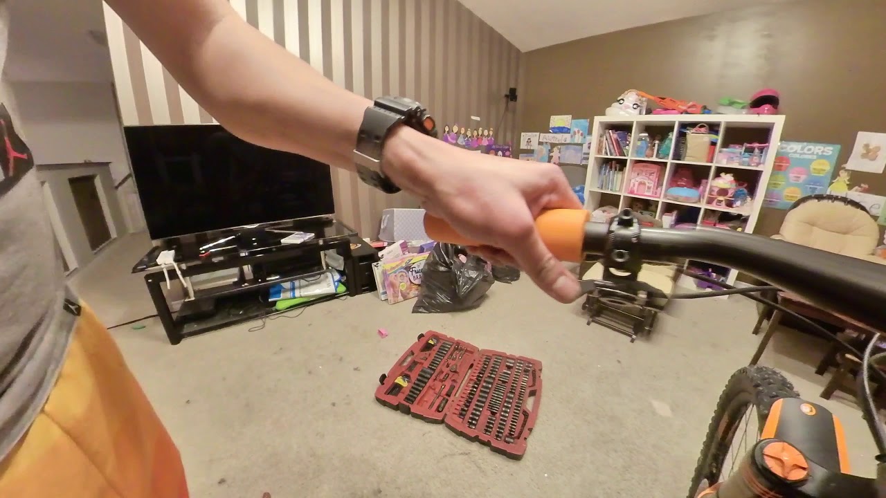 Unboxing and Installing: WolfTooth ReMote Dropper Lever