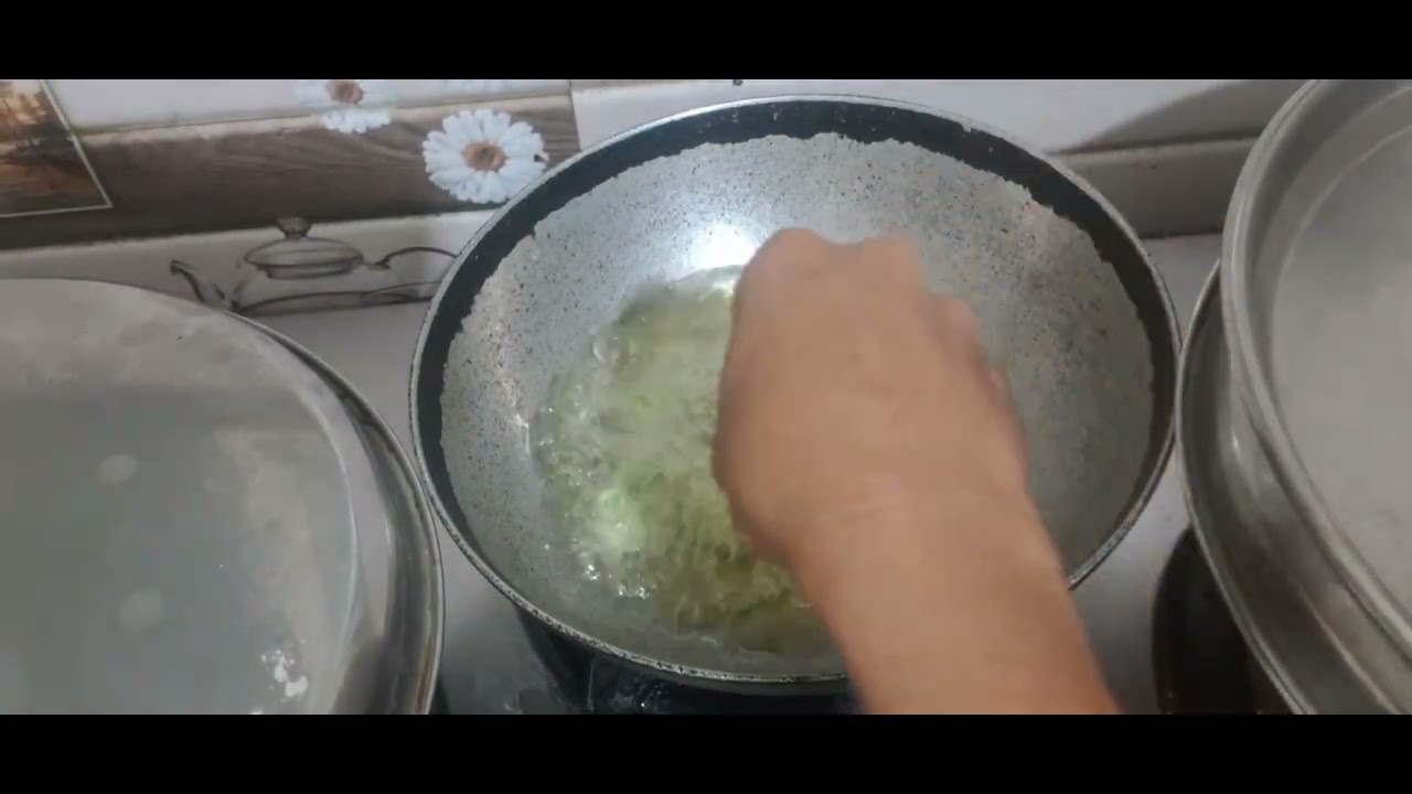 पालक भजीची सोपी पध्दत 👌😋 #viral #recipe #ytrecipe video @ManishaKiRasoi-9