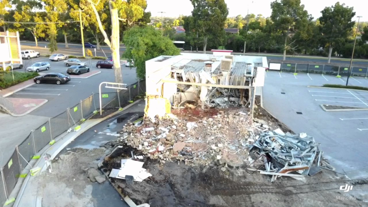 Iconic Building previously Chicken Treat Outlet @ Karawara WA being demolished.