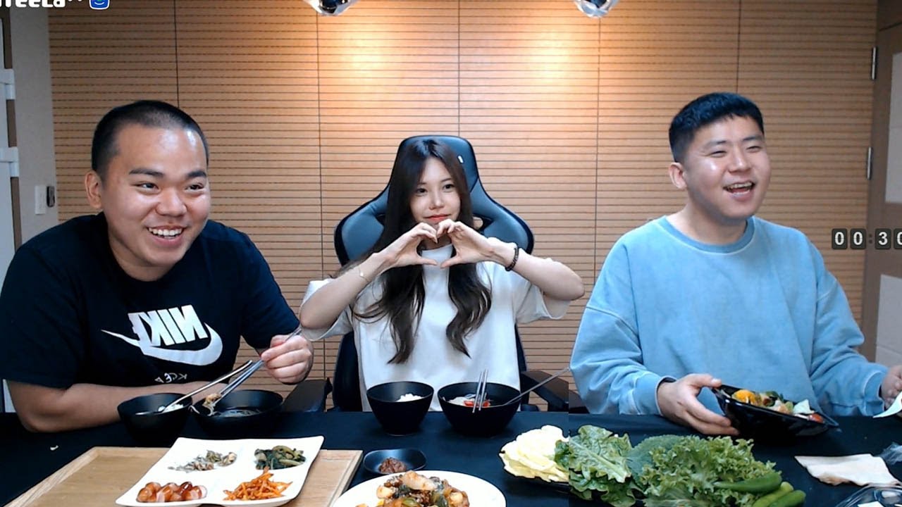 방송 3년만에 첫 합방입니다