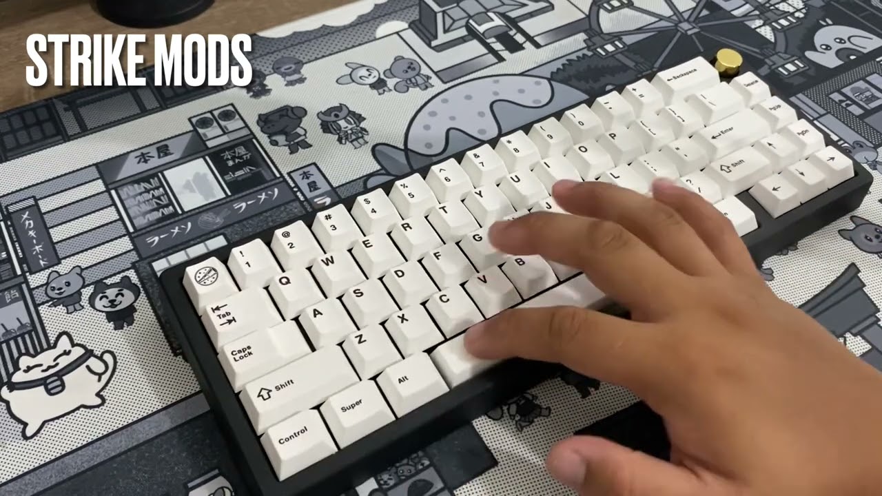 a VERY eargasmic thock with the Zoom65 (Gateron Oil Kings)