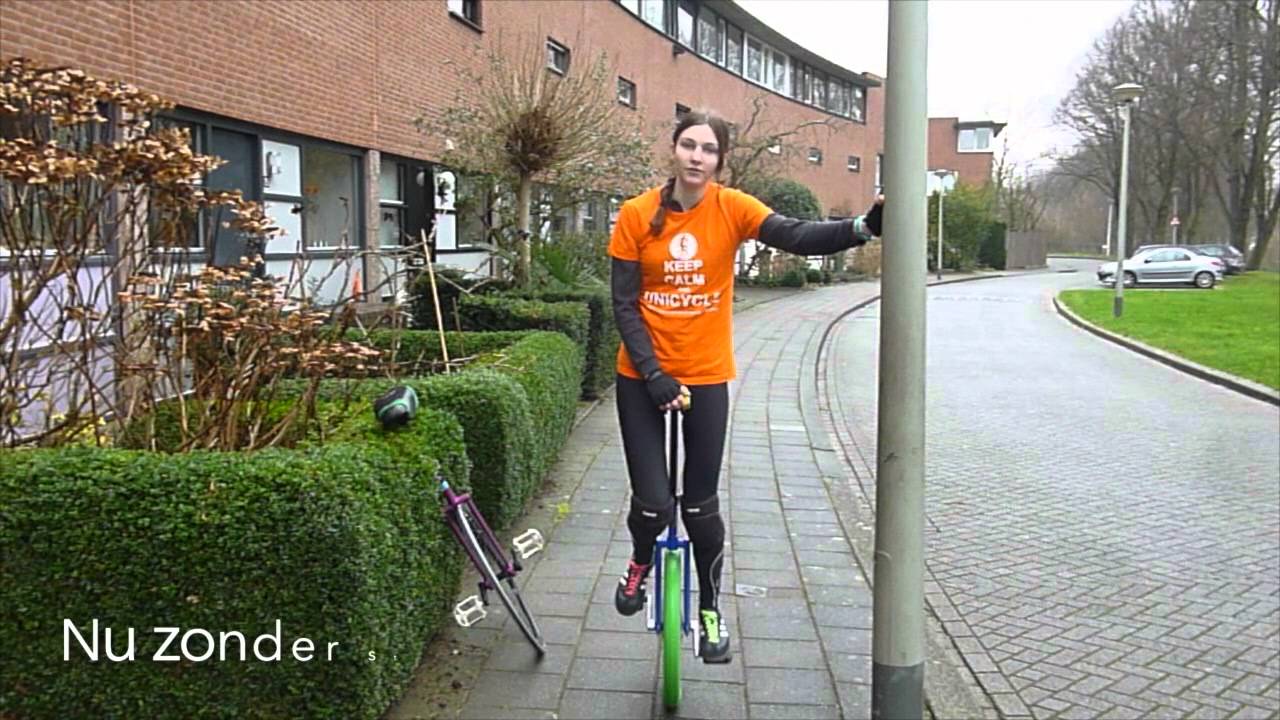 NK Eenwieleren - instructie 1 benig rijden