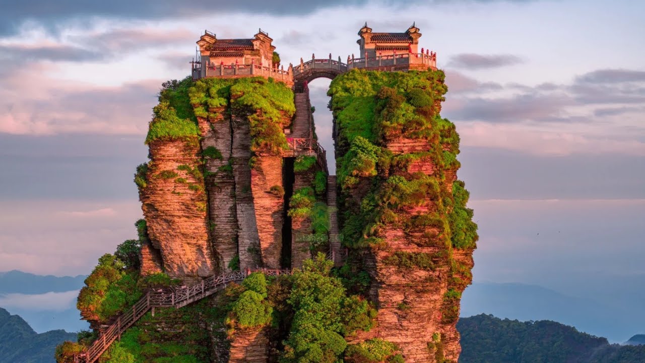 梵淨山的金頂妳們要跟我壹起登上去給家人帶上壹句祝福#culture #旅行 #景區 #travel #熱門