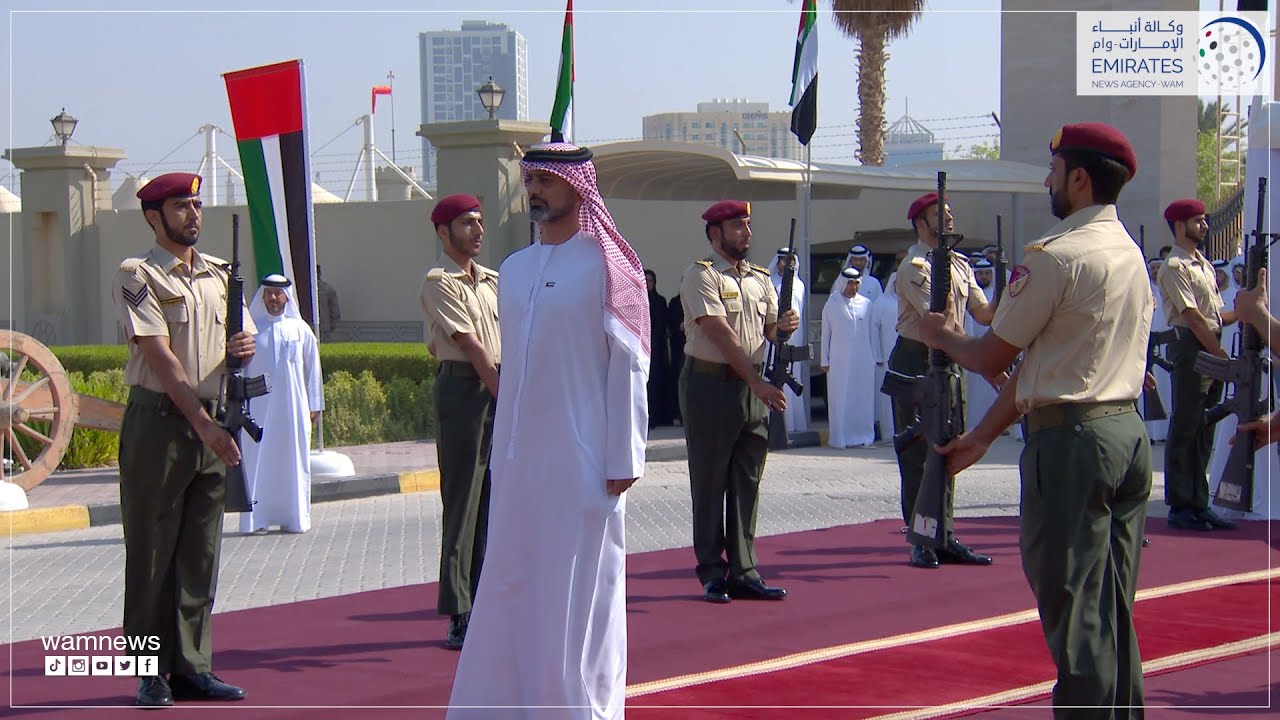 عمار النعيمي يشهد مراسم رفع  العلم في عجمان