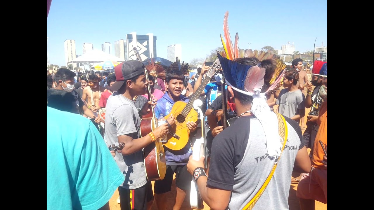 Nhamandu Ouare - canto Mbya Guarani
