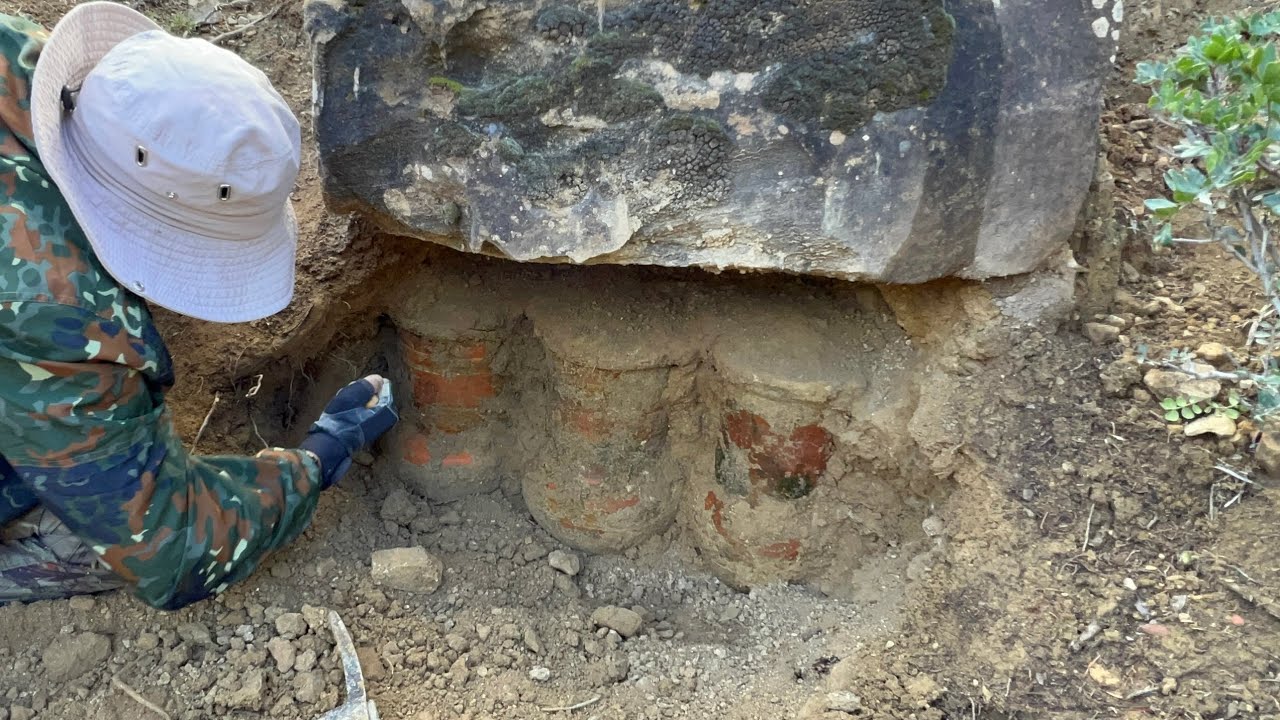 Strange Cursed Treasure Hunt🚫 We Found Hidden Jars Under a Giant Stone While Metal Detecting  ‼️