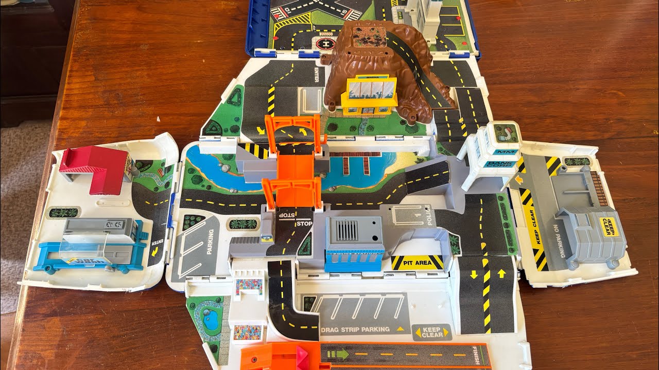 1991 Micro Machines Super Van City Playset