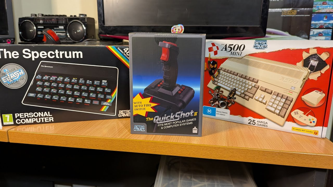 QuickShot II с The Spectrum и The A500 и эмуляцией ПК.