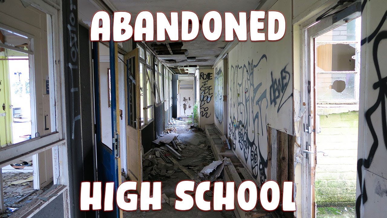 Exploring ABANDONED High School - South Wales