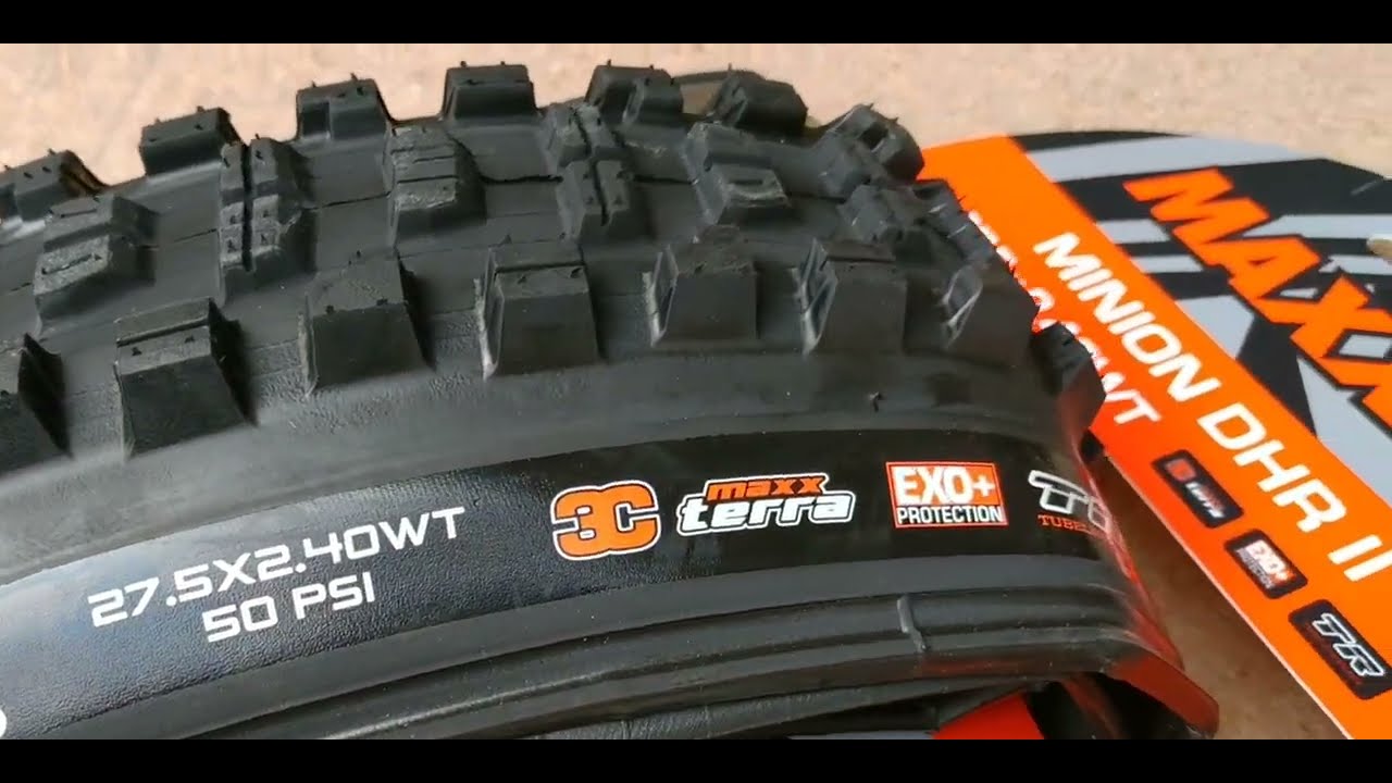 Maxxis Minion DHR II 27.5x2.40 3C MaxxTerra EXO+ TR: zoom sul battistrada MTB
