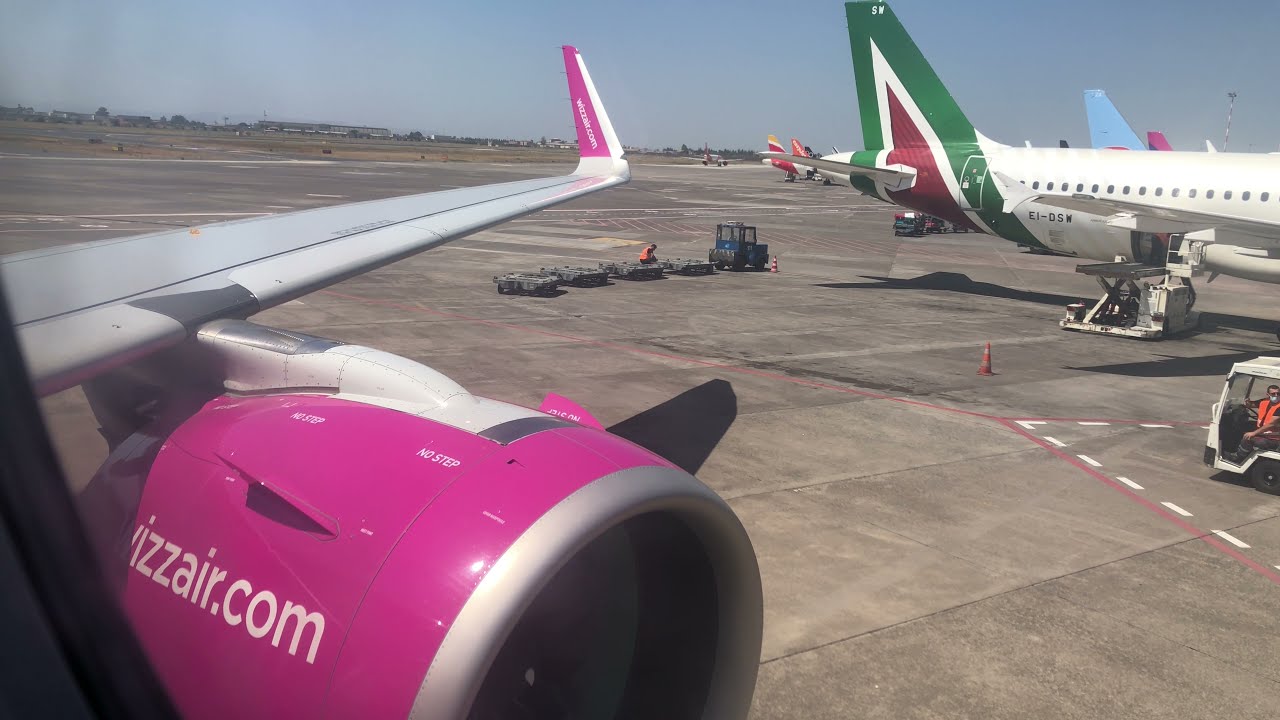 WizzAir A321NEO Pushback, Taxi & TakeOff from Catania with Charts! [4K]