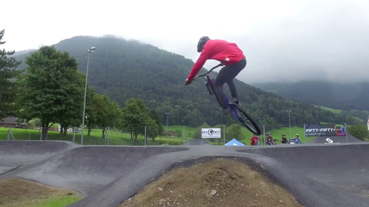 Pumptrack Schattdorf - Urbikers - Velosolutions