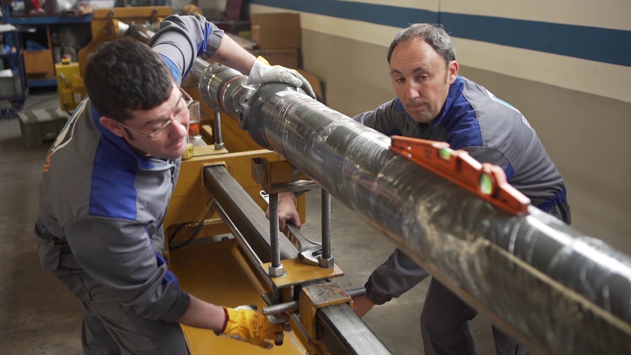 Montaje y desmontaje de cilindros hidráulicos/Assembly and disassembly of hydraulic cylinders
