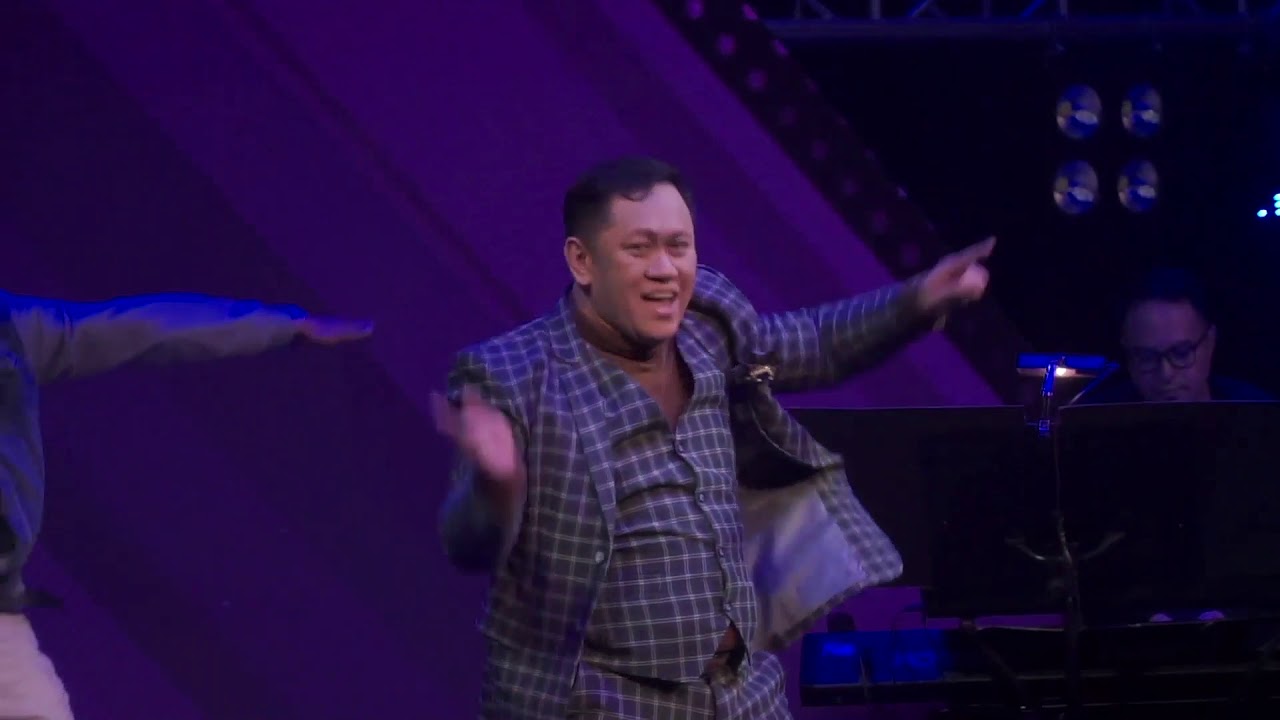 Throwback Dance Medley with Betong Sumaya & PHD Dancers