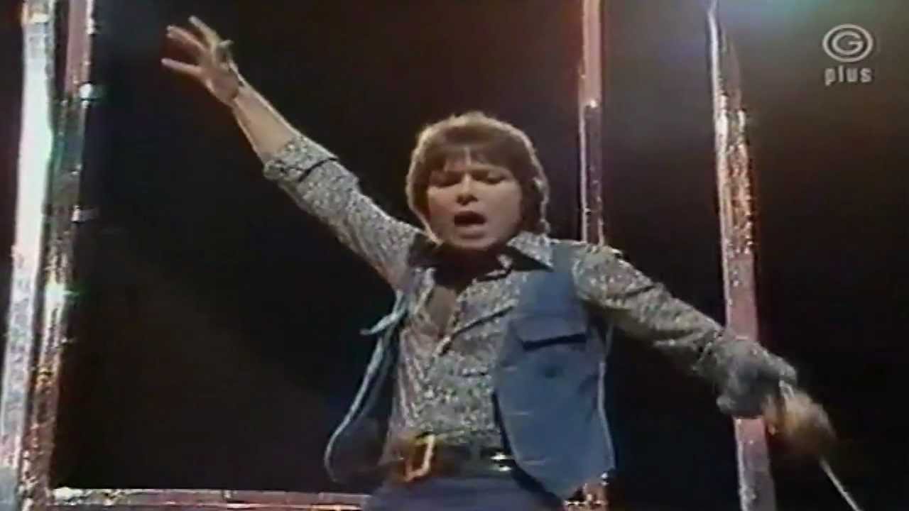 Cliff Richard | Let's Have A Party | Supersonic | 1975 |