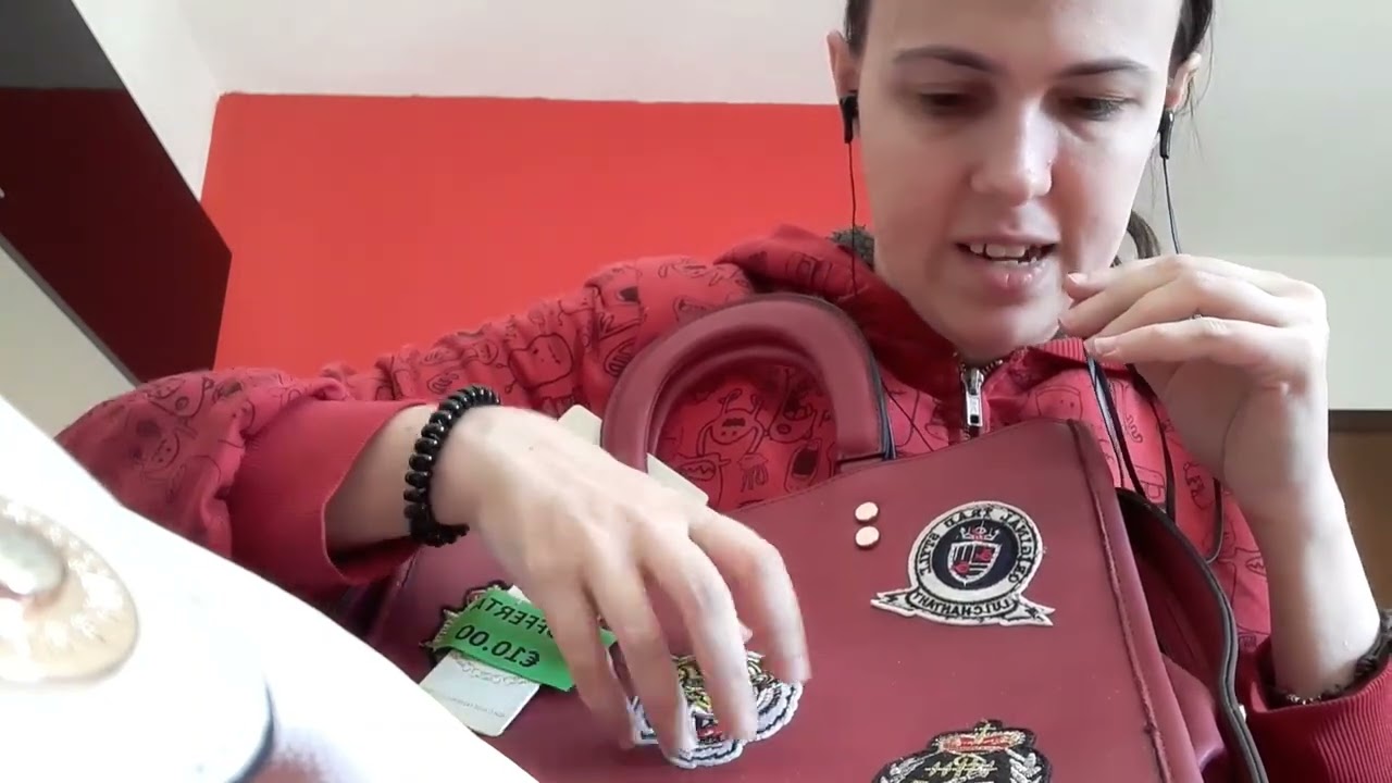 Roleplay Negozio di borse richiesto! Asmr ita