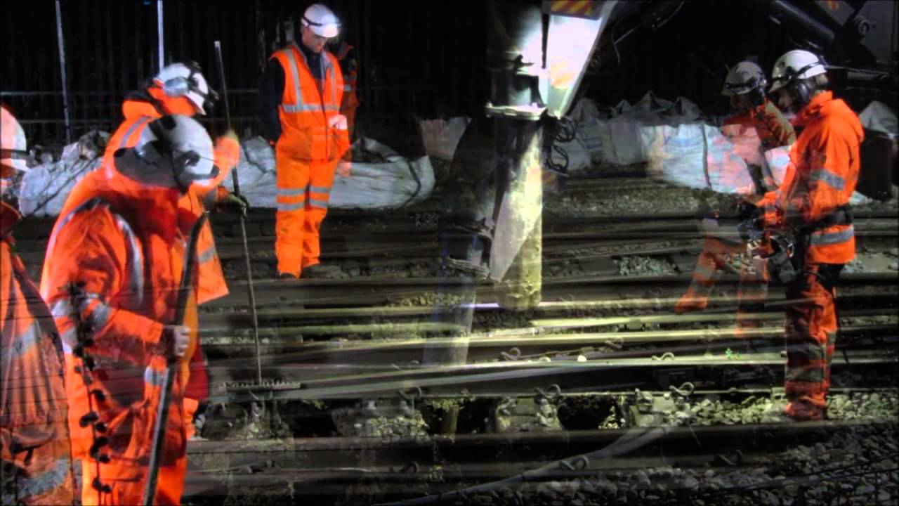 Railvac in action at Leatherhead 19/03/2014