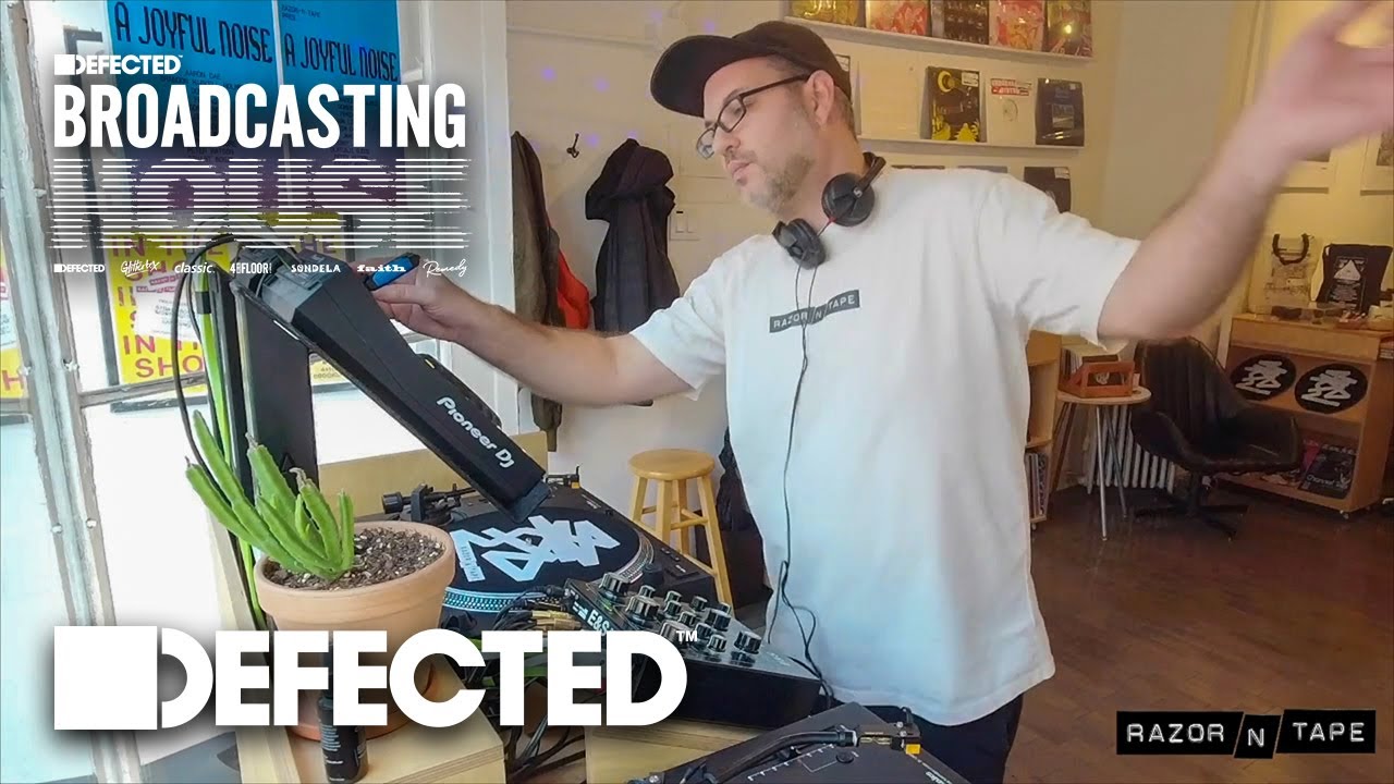 New York House Music Mix by Razor-N-Tape’s Aaron Dae in The Shop (Defected Broadcasting House)