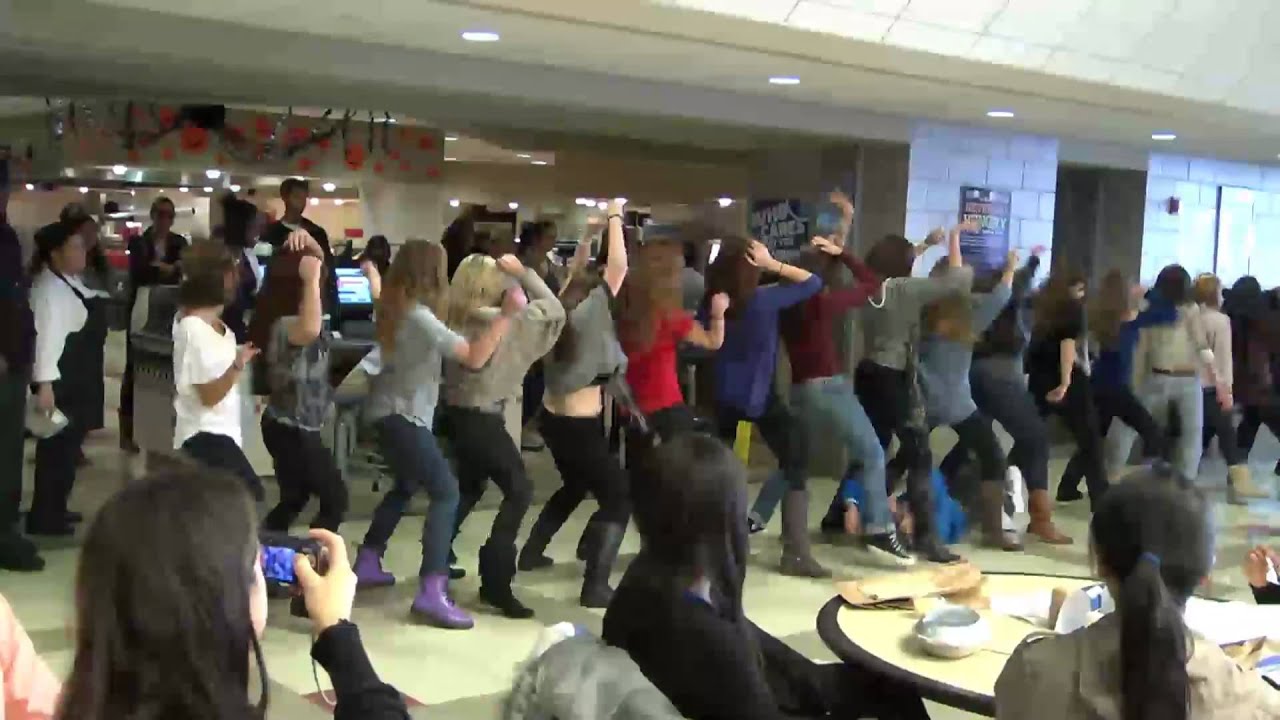 FIT Dance Team Flash Mob