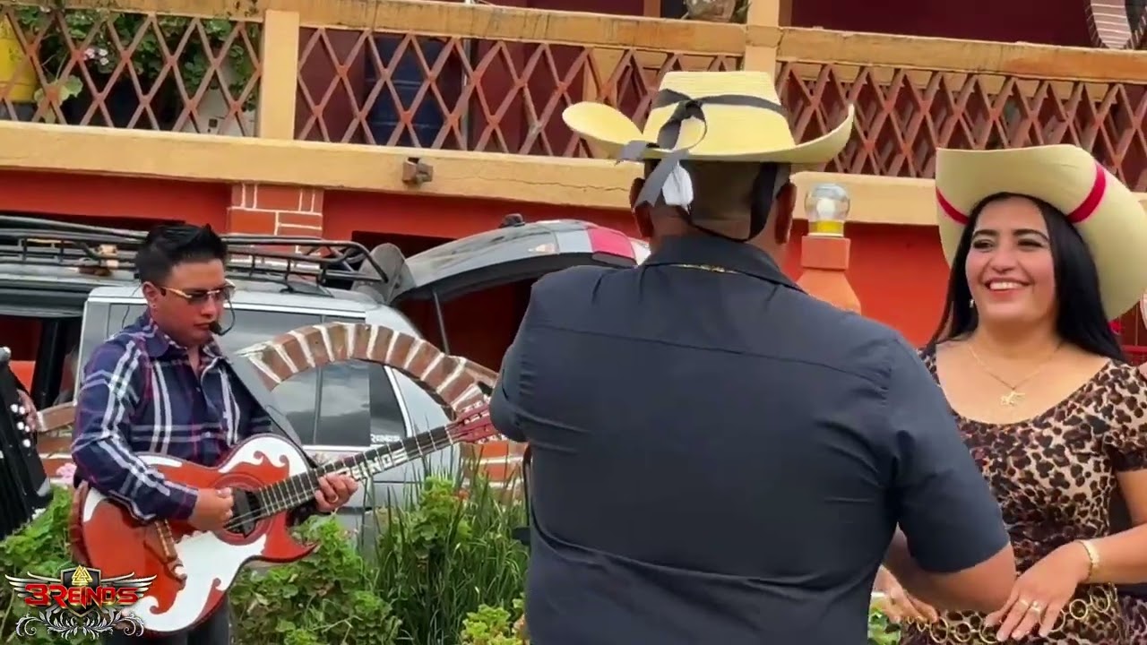 Atol de Elote y La media Arepa - 3 Reinos En vivo desde el Rancho los Ángeles 