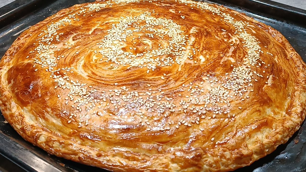 ЭТОТ СЛОЁНЫЙ ПИРОГ РАЗЛЕТАЕТСЯ ЗА СЕКУНДЫ! СЕКРЕТ САМОЙ СОЧНОЙ НАЧИНКИ ВНУТРИ. Не ПРОПУСТИ РЕЦЕПТ!