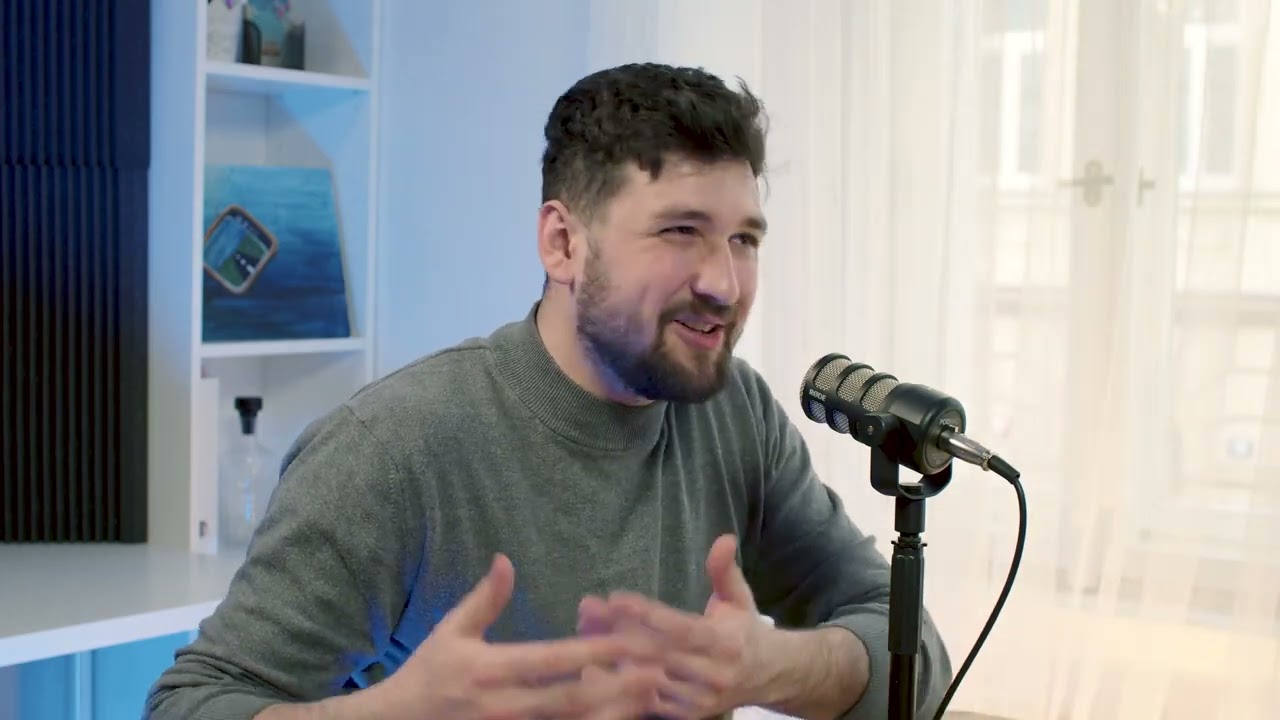 Gregor-I-Jan #13 “Neziskovkám jde o peníze a vliv. P. Macinka si vede výborně.”