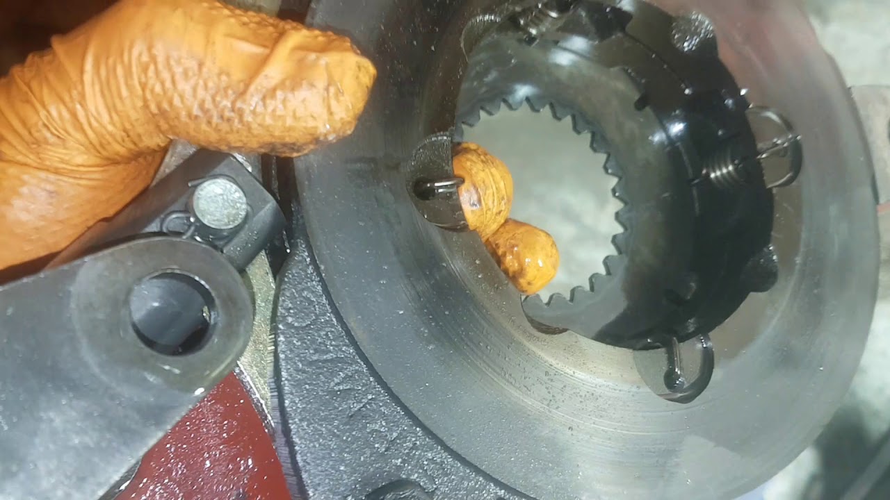 Handbrake mechanism removed out of massey Ferguson 3125 restoration part 4
