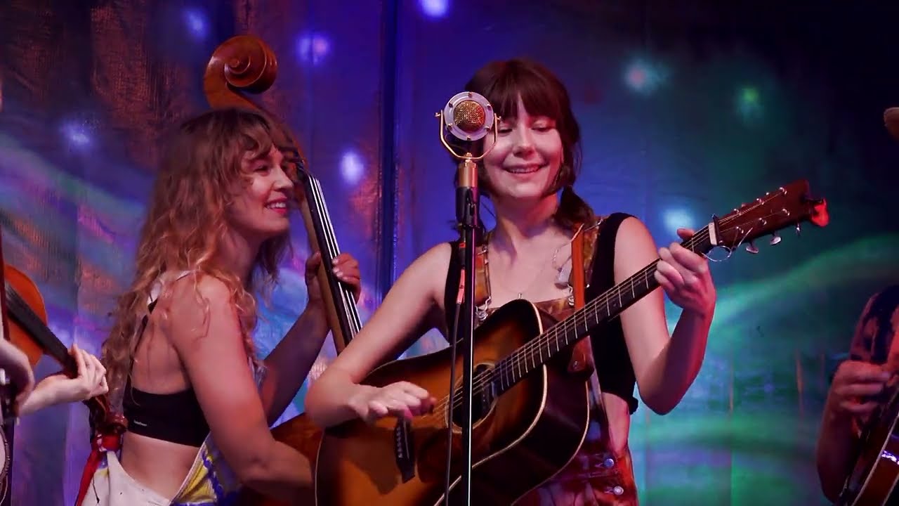 Molly Tuttle 