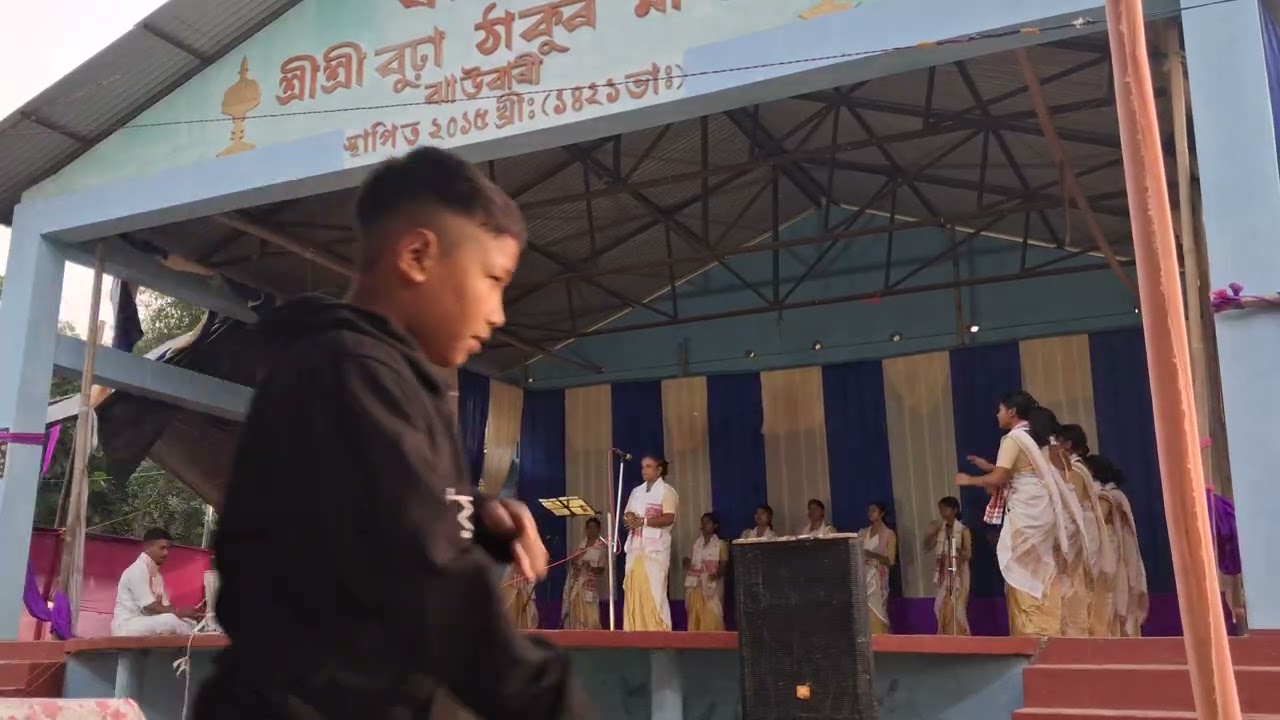 পূষ্পাঞ্জলি নামদল বালাপেটৰ সুন্দৰ থিয় নাম পৰিৱেশন। ।