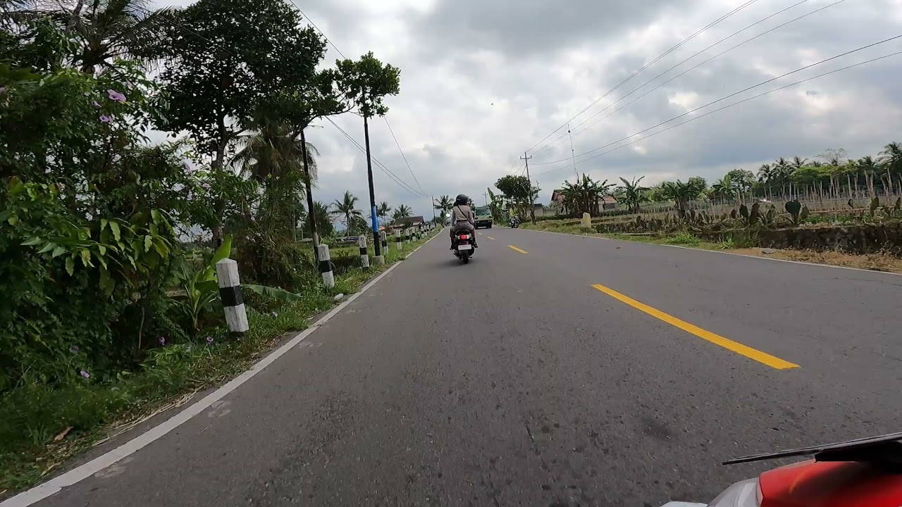 Jalan Menuju Bunker Kaliadem Merapi dari Prambanan Yogyakarta