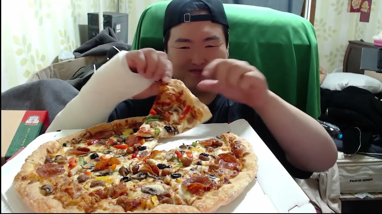 피자 3조각 남겨야 되서 세상 아쉬운 X #mukbang #먹방 #피자 #피자헛 #콤비네이션