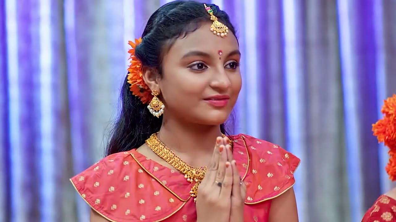 Sravani Sweetyని తీసుకెళుతుంది | Radhamma Kuthuru | Full Ep. 1169 | ZEE Telugu