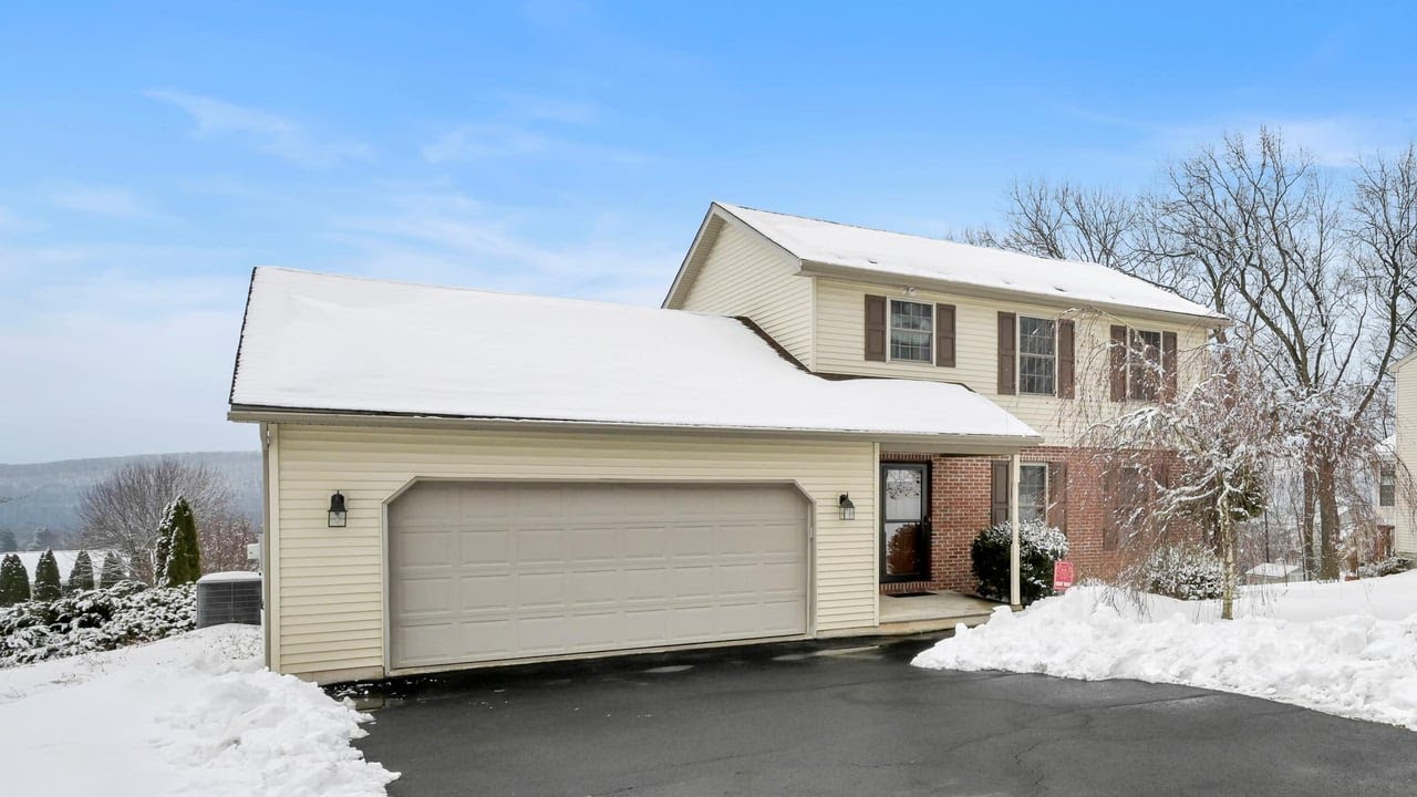 35 Jack and Jill Dr, Schuylkill Haven, PA