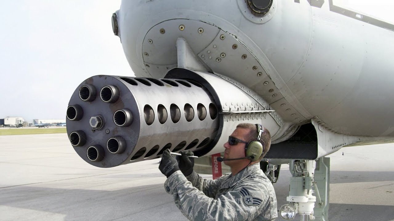 US Air Force Inspecting the Scariest Gun Cannon Ever Installed on US Warplane