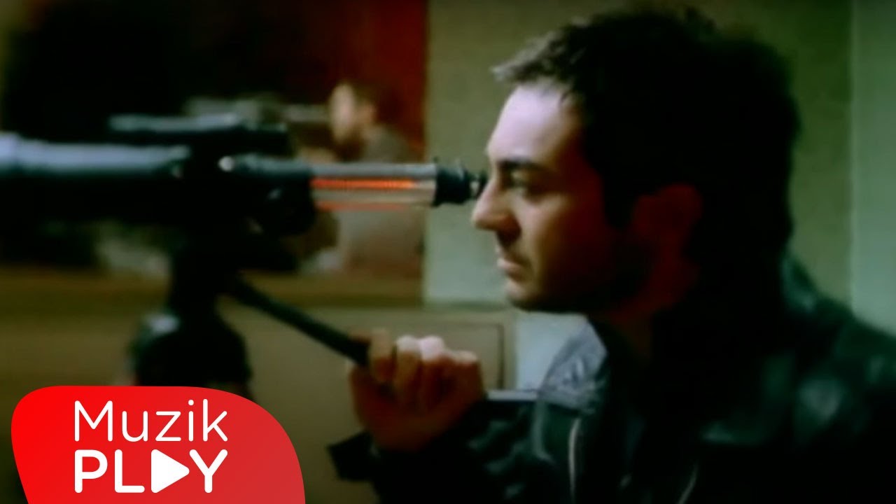 Serdar Orta&ccedil; - Geceleri Yakıp (Official Video)