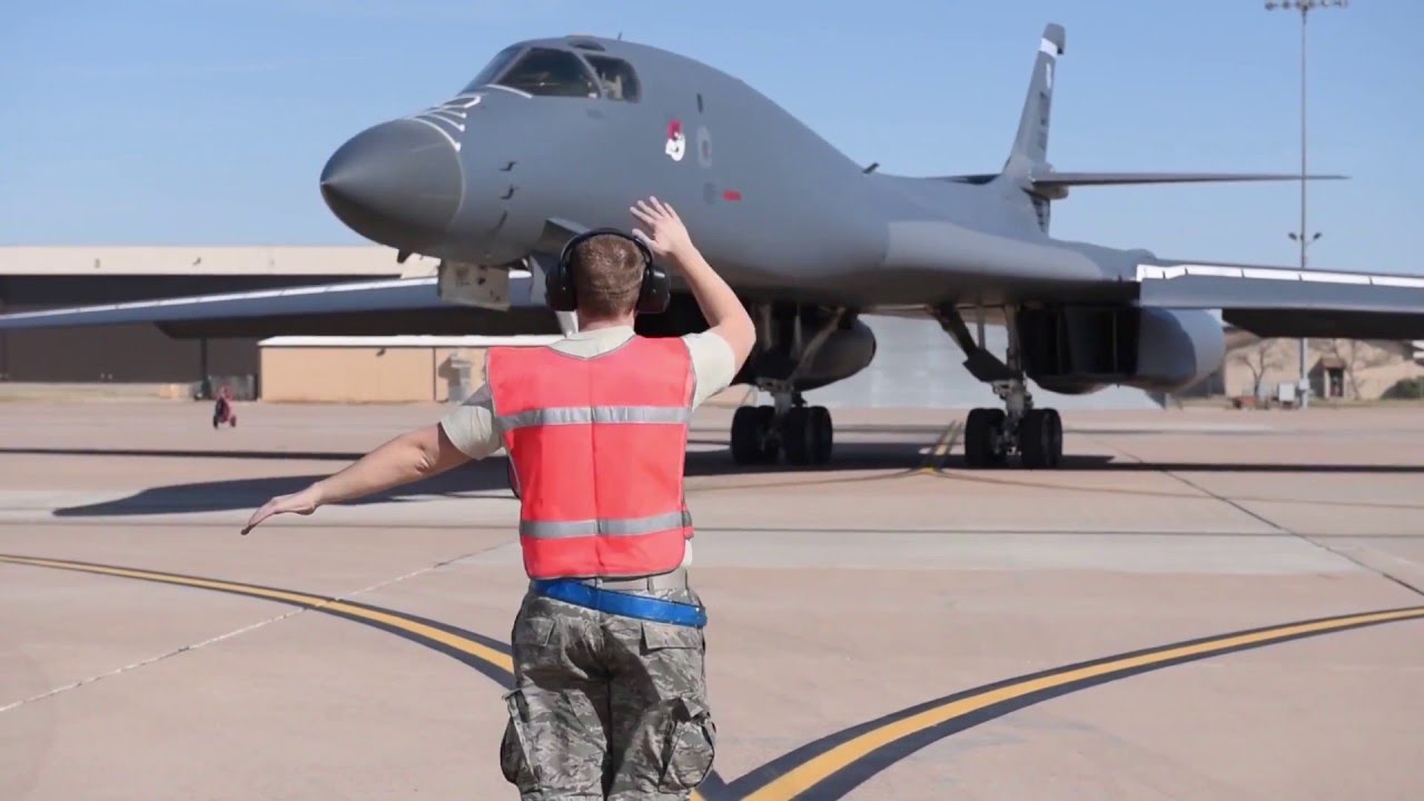B-1B Lancer Flightline Operations - Dyess AFB