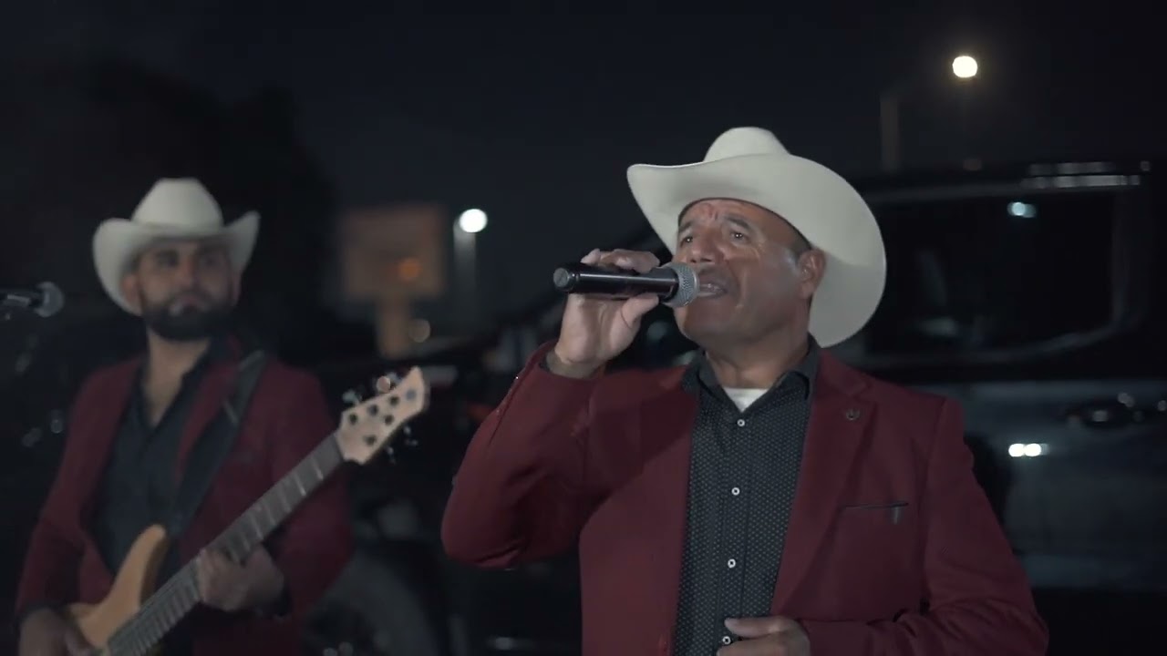 POR QUÉ LLORAR - GRUPO RENOVADO (OFICIAL)