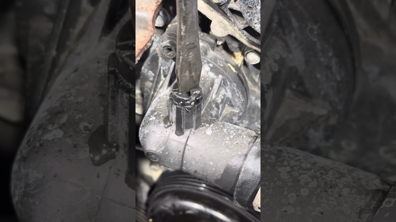 Cómo sacar el aire del sistema de enfriamiento del motor  muy fácil