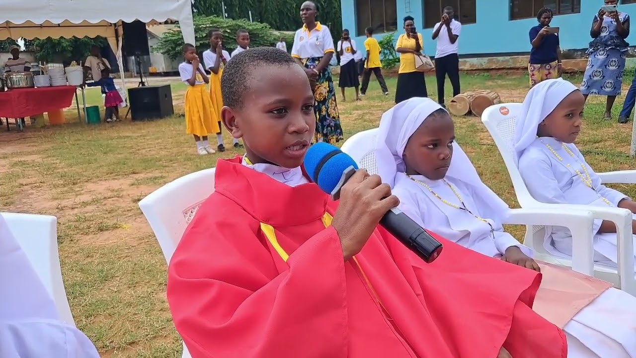 TAZAMA IGIZO LA WATOTO WA DEKANIA YA MAKUBURI LILIVYOWASHANGAZA WENGI