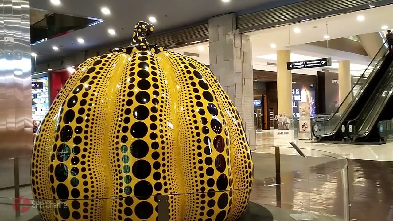 Jakarta, Indonesia, Walk tour - Gandaria City Mall