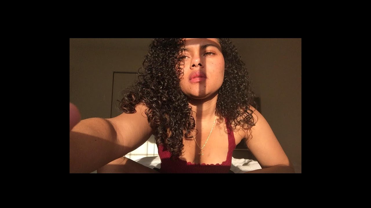Ocean Eyes- Billie Eilish  (ASL)
