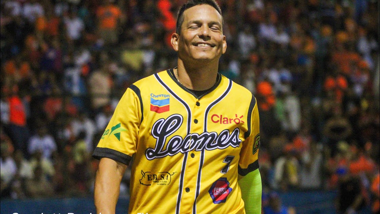 Leones salen mañana