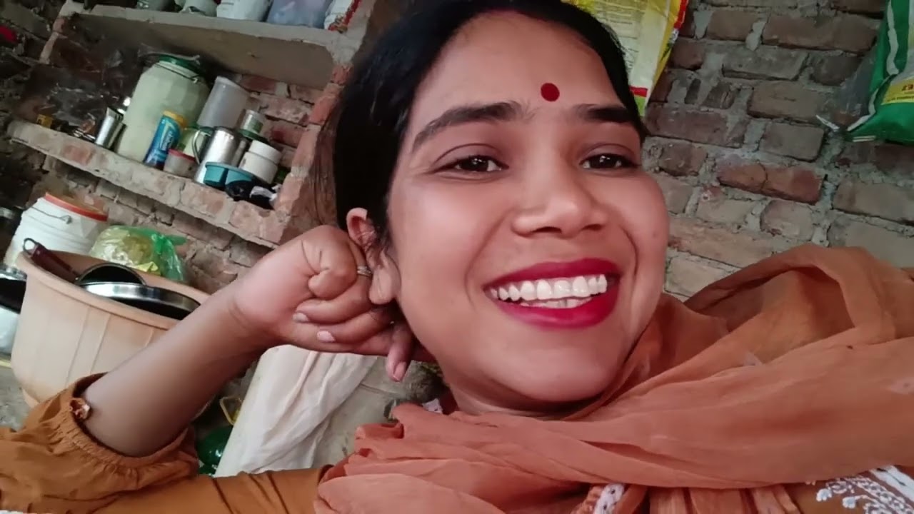 Gujiya bnai sari bekar ho gai