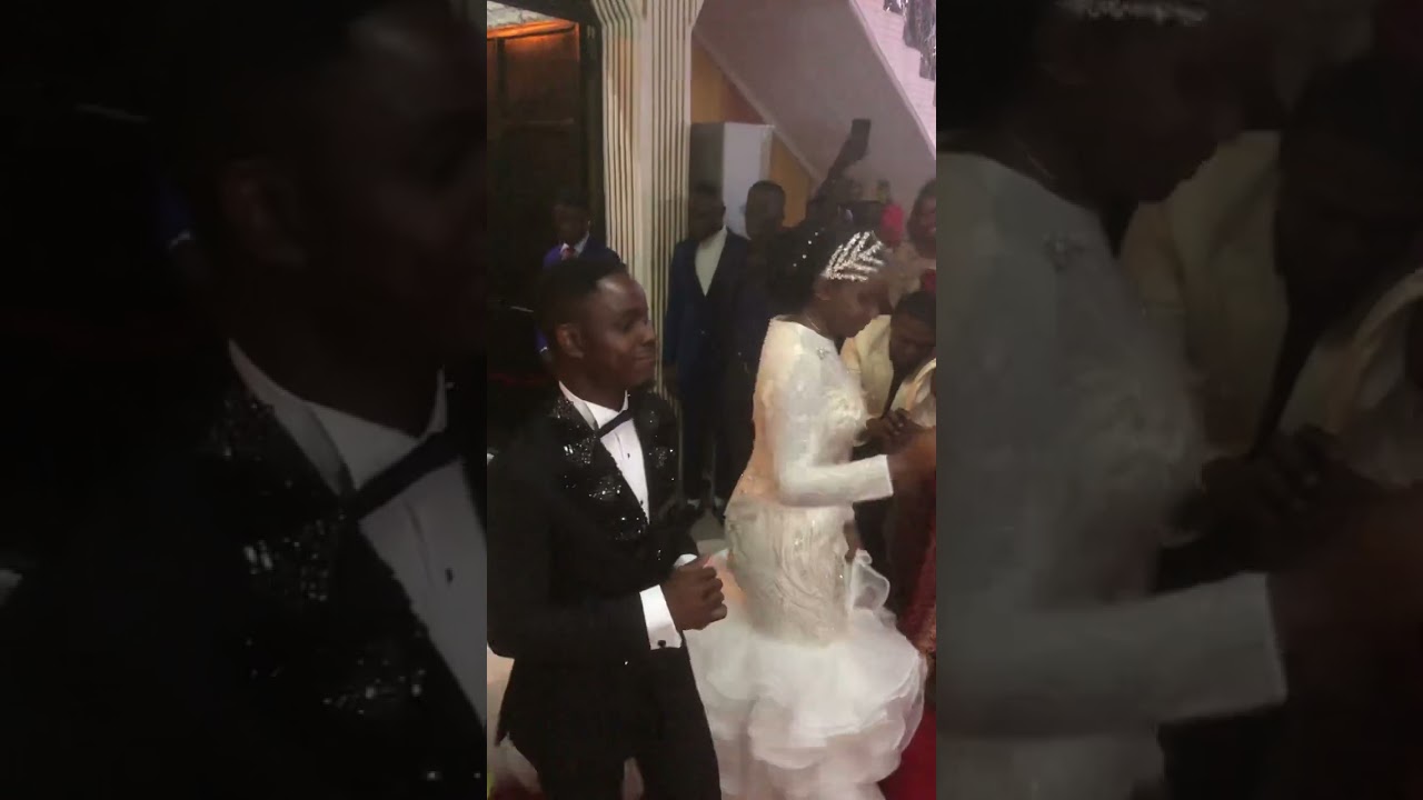 MARIAGE MILLESIME LIFOKO ET LEBON ENTRÉE SPECTACULAIRE