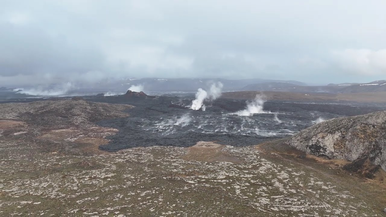 Hagafell mit Sundhnúkagígar