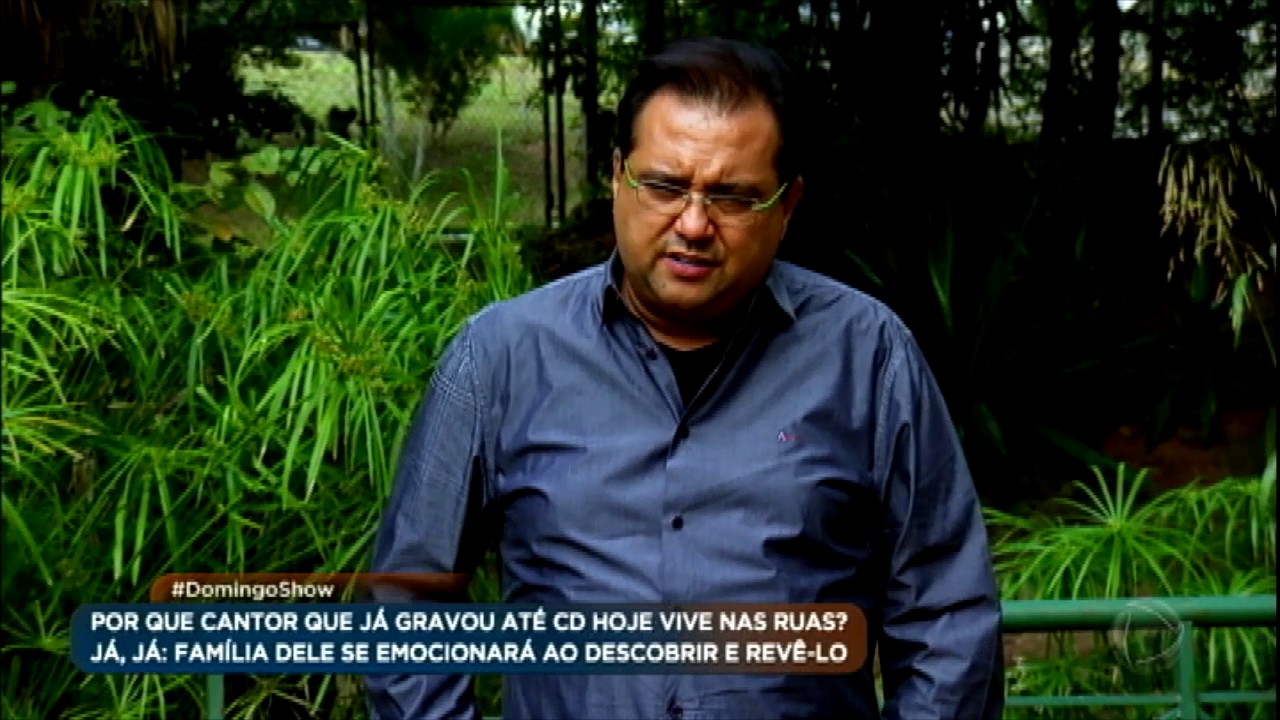 Conheça a história do cantor que perdeu tudo e foi morar na rua por conta do vício em droga