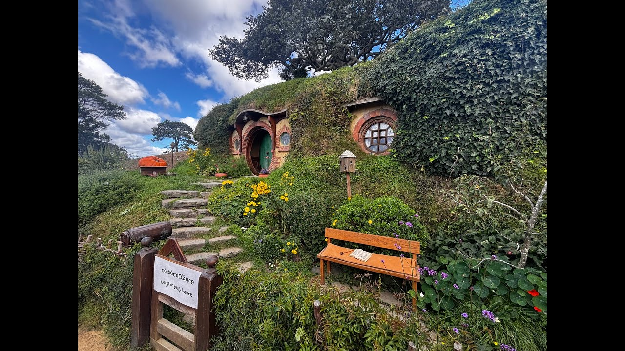 HOBBITON Movie Set tour (Matamata, New Zealand),24Mar25